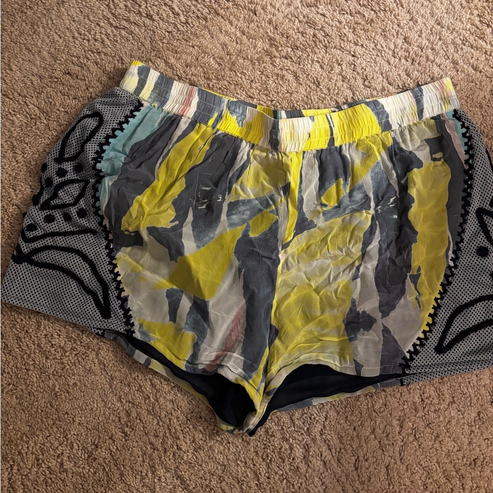 Anthropologie women’s Colorful Abstract Patterned Shorts